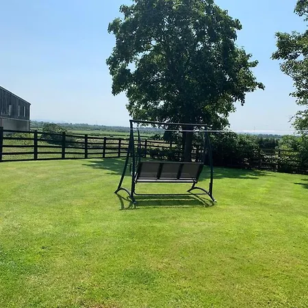 Newton Hall Farm Cottage, Hot Tub Garden Views Nr Lytham Ribby Preston  Exterior photo