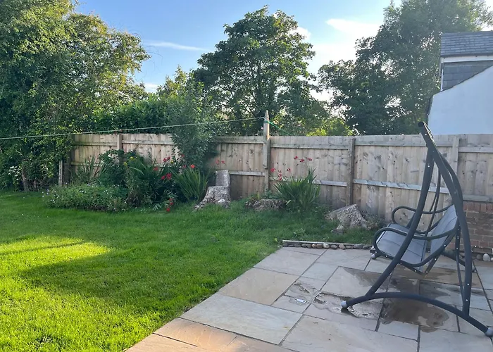 Newton Hall Farm Cottage, Hot Tub Garden Views Nr Lytham Ribby