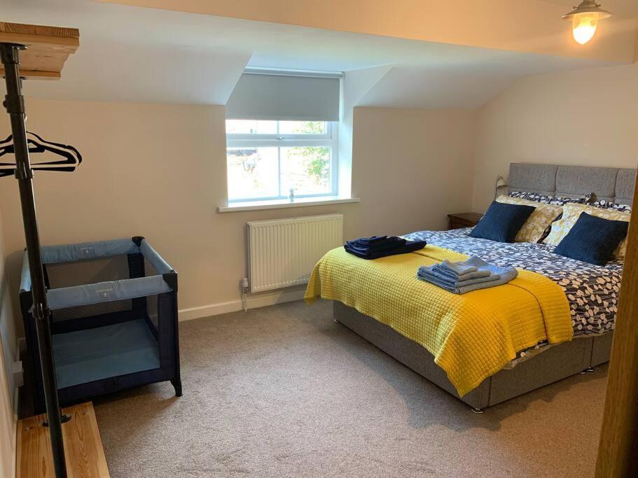 Newton Hall Farm Cottage, Hot Tub Garden Views Nr Lytham Ribby Holiday home *