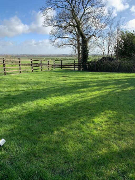Newton Hall Farm Cottage, Hot Tub Garden Views Nr Lytham Ribby