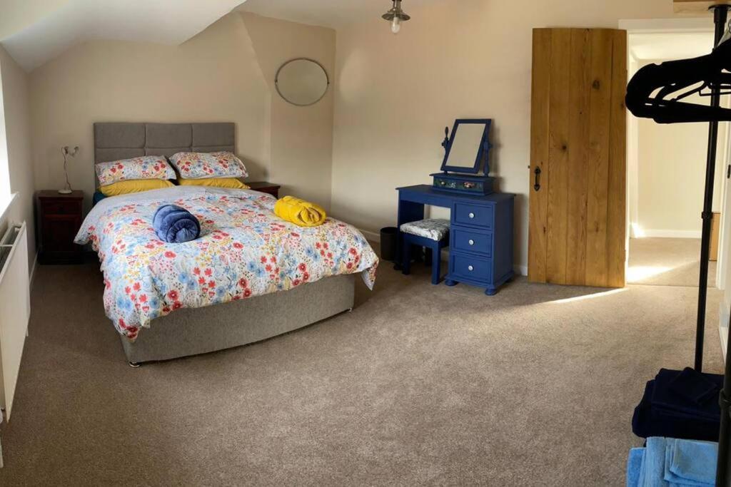 Newton Hall Farm Cottage, Hot Tub Garden Views Nr Lytham Ribby