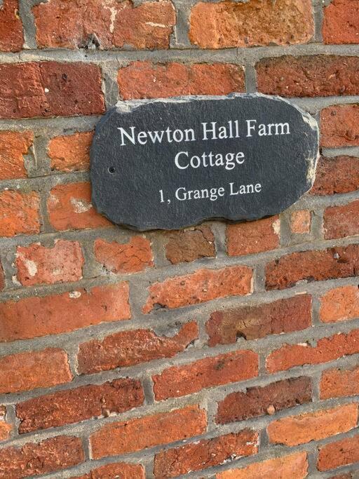 Holiday home Newton Hall Farm Cottage, Hot Tub Garden Views Nr Lytham Ribby *