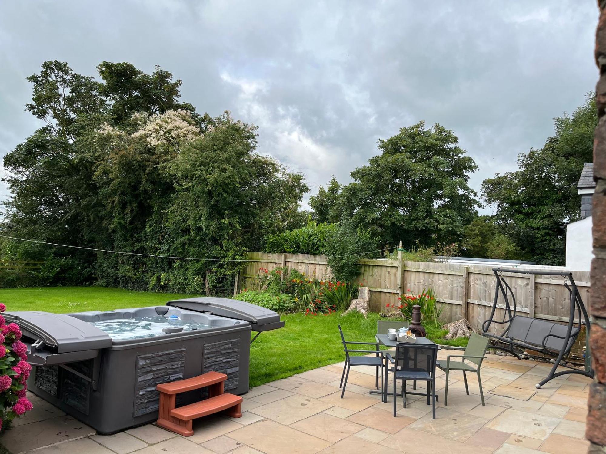 Holiday home Newton Hall Farm Cottage, Hot Tub Garden Views Nr Lytham Ribby Preston (Lancashire)